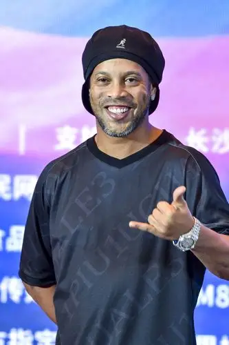 崭露头角后